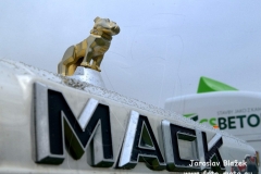 ME Truck