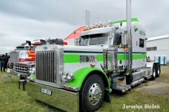 ME Truck